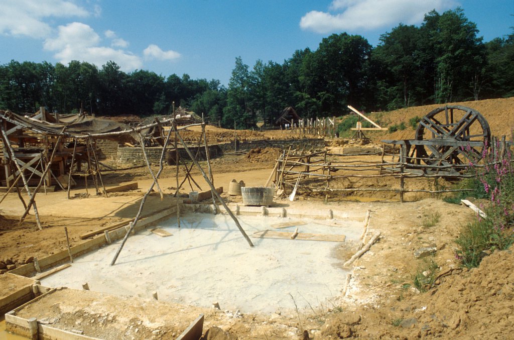 Guédelon, construction d'un château médiéval