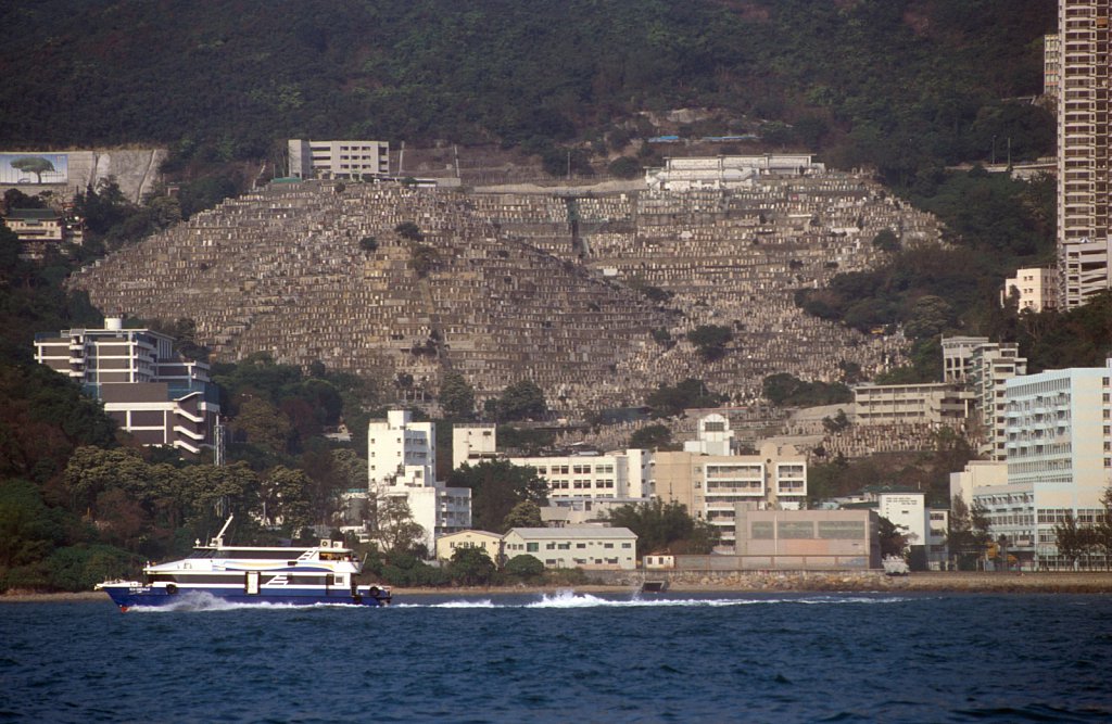 2010505k045.jpg